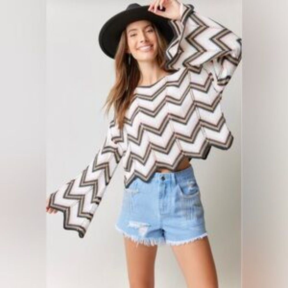 Audrey Parks Chevron Knit Crop Sweater Small Pink Black Cotton Flare Sleeves